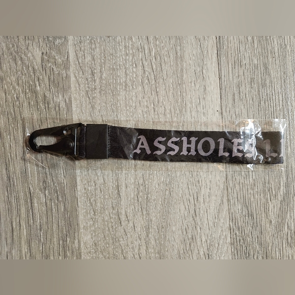 💥 NEW! ALF Strap Key Chain - Picture 1 of 1